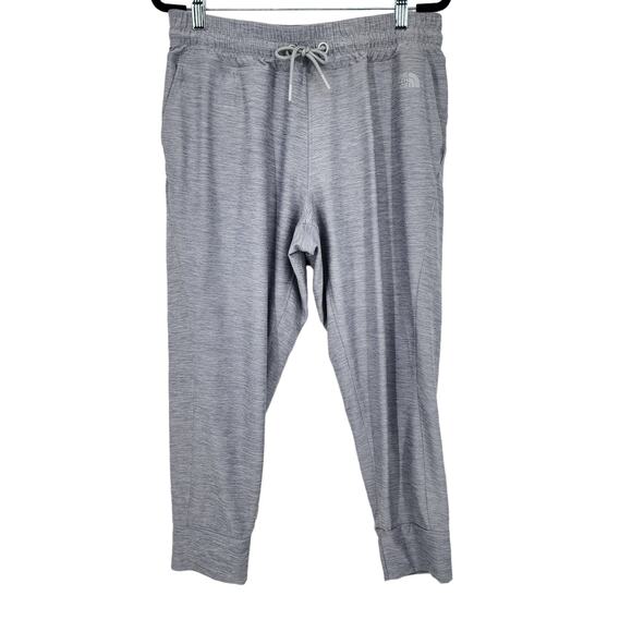 The North Face High Rise Flashdry Cropped Pocket Gray Joggers Size Large - Picture 1 of 4